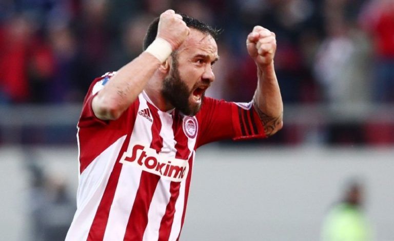 Μια φορά Ολυμπιακός, για πάντα Ολυμπιακός: Η «ερυθρόλευκη» φωτογραφία του Βαλμπουενά