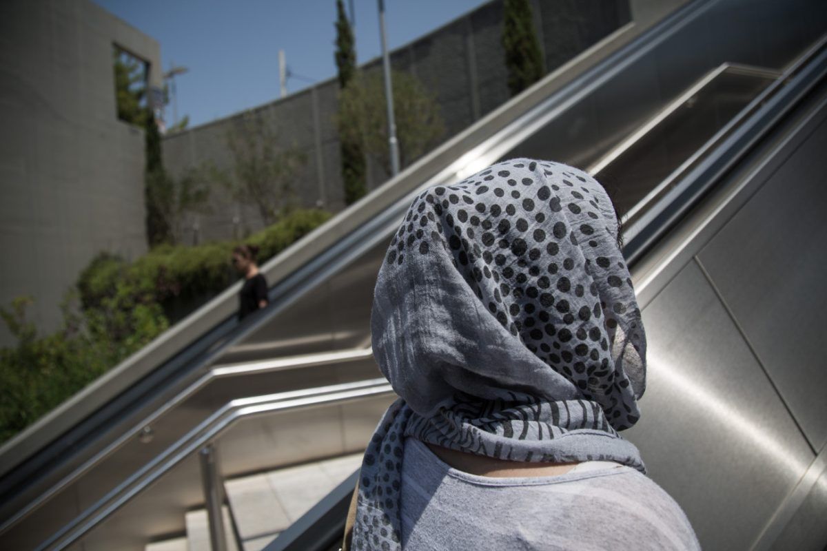 Τα έβαλε και με τη μπούρκα ο Βορίδης – Τι λέει για τις αιτήσεις ασύλου