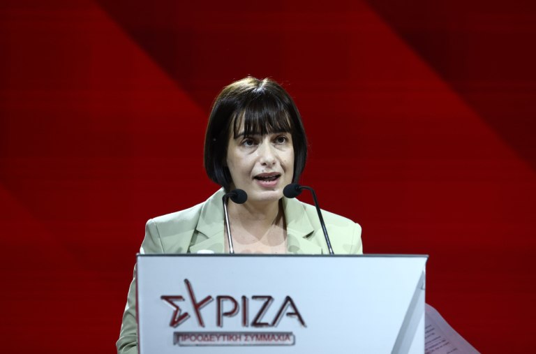 Σβίγκου σε συνέδριο ΣΥΡΙΖΑ: Κάποιες πολιτικές κινήσεις ήταν λαθεμένες – Χρειαζόμαστε ανανέωση και ανασυγκρότηση