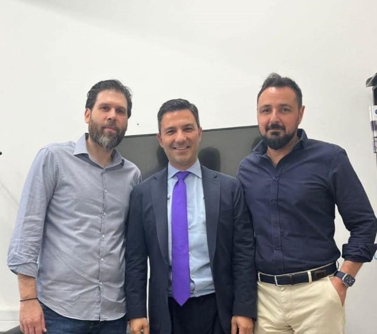 Ο Πουλής έκανε τον Πολάκη… κυβερνητικό εκπρόσωπο που θα χαιρετίσει εκδήλωση της «Ομάδας Αλήθειας»