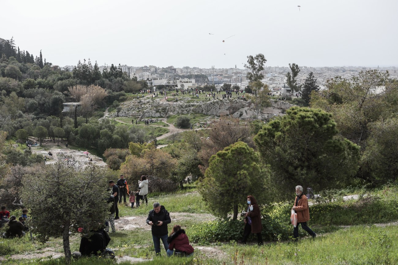 Σε 24ωρη επιφυλακή την Κυριακή ο δήμος Αθηναίων – Φύλαξη στους μεγάλους χώρους πρασίνου