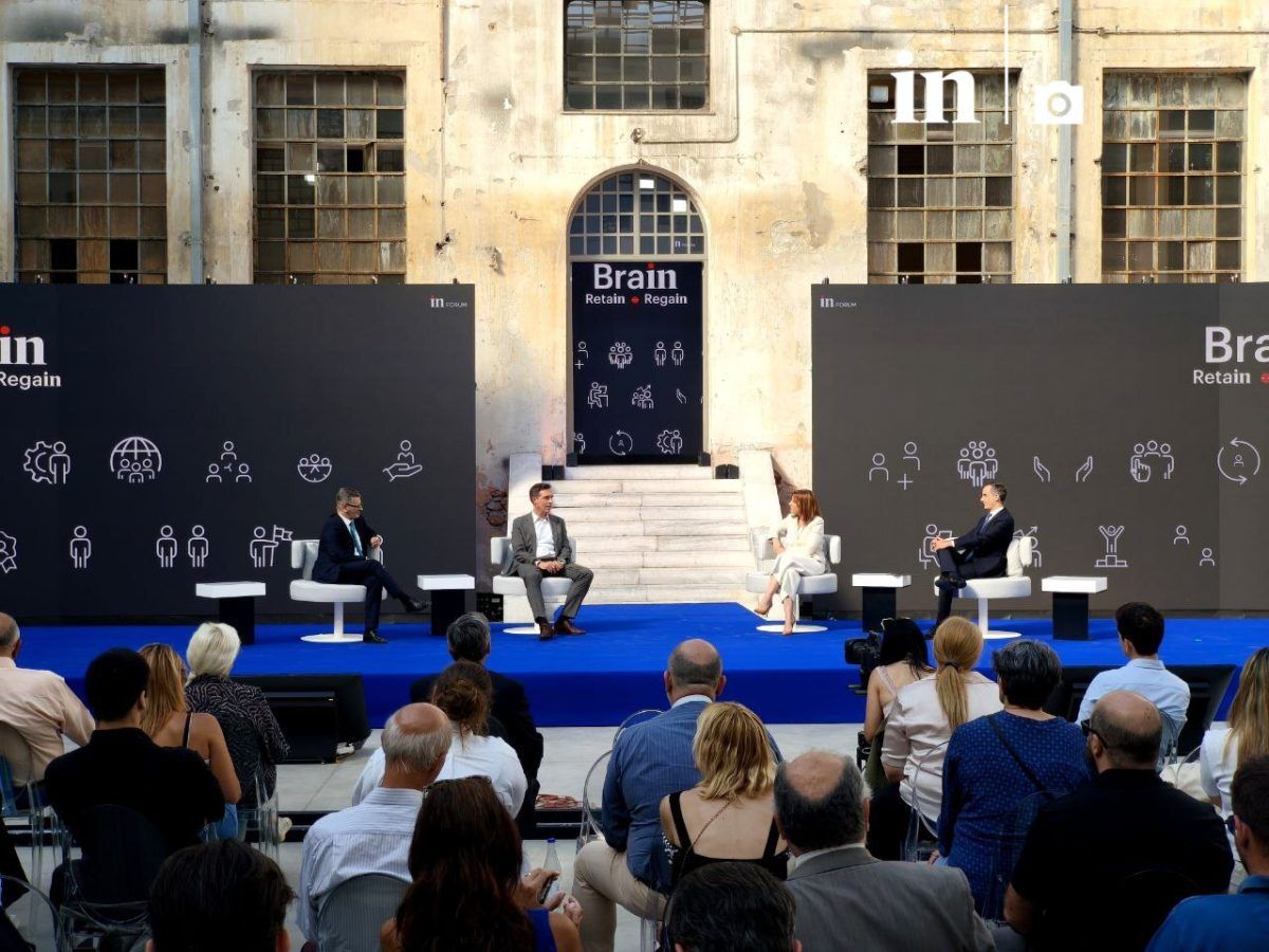 Αναμέτρηση κυβέρνησης-αντιπολίτευσης στο inForum – Στο επίκεντρο οι νέοι και το μέλλον του τόπου