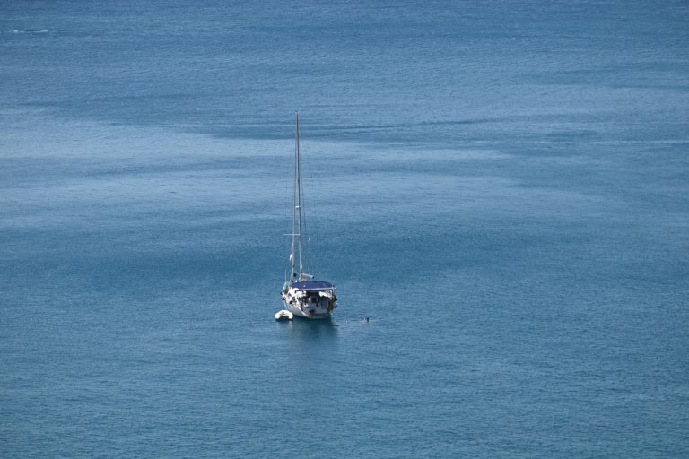 Φαραντούρης για το νέο Σύμφωνο για τις Θάλασσες: Ζητώ υποχρεωτικότητες για την προστασία των θαλασσών μας