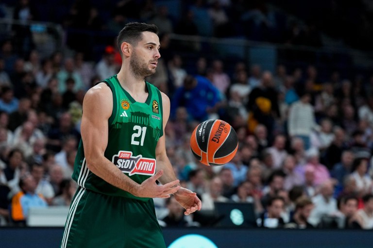 Παναθηναϊκός για Παπαπέτρου: «Με το ήθος σου κέρδισες μια μόνιμη θέση στις καρδιές όλων μας» (pics)