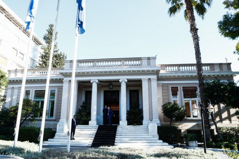 Κασσελάκης για ΟΠΕΚΕΠΕ: Στους πόσους ελεγχόμενους για σοβαρά αδικήματα υπουργούς παραιτείται μια κυβέρνηση;