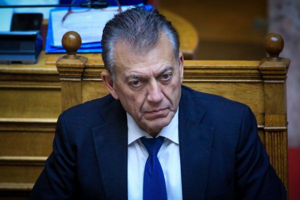 Βρούτσης: «Δεν υπάρχει άλλος τρόπος – Θα σταματήσει το πρωτάθλημα» (vid)