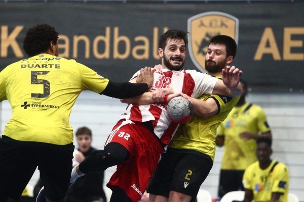 Ξεκινάνε οι τελικοί στη Handball Premier: Πρώτη μάχη για ΑΕΚ και Ολυμπιακό