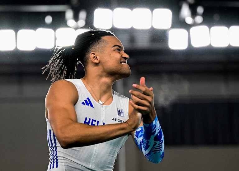 Επέστρεψε σε υψηλές πτήσεις ο Καραλής: Πρώτος στην Γκρενόμπλ!