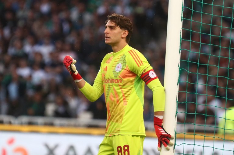 Super League: MVP της σεζόν 2024/2025 ο Κωνσταντής Τζολάκης (pic)