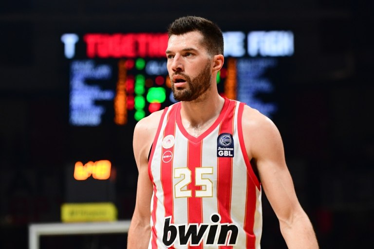 Επιμένουν οι Ισπανοί για Ρεάλ και Πίτερς