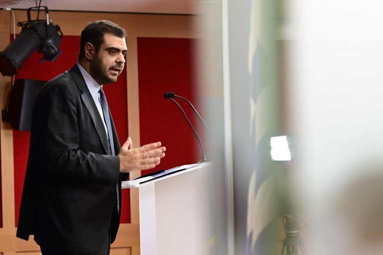 Κυβέρνηση ΝΔ στο mute για «κόμμα Σαμαρά» και με μπηχτές για Τσίπρα