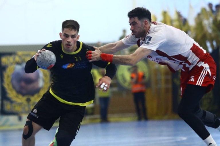 ΑΕΚ και Ολυμπιακός στον τελικό των τελικών για την κούπα του πρωταθλητή στο χάντμπολ