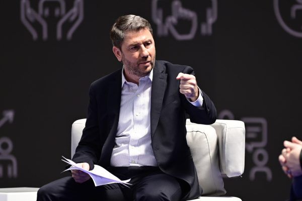 Τσουκαλάς: Η Δημοκρατική Παράταξη έχει αρχηγό, νέο πολιτικό προσωπικό και πρόγραμμα διακυβέρνησης