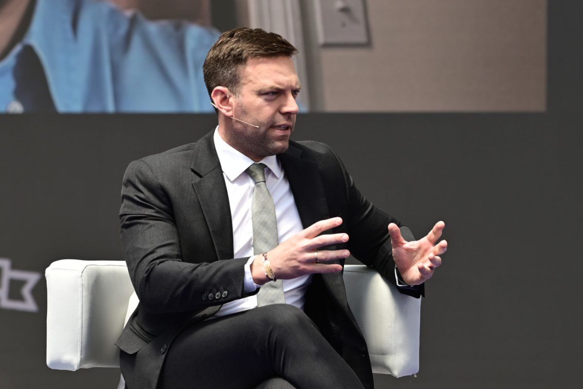 Κασσελάκης: Οι δύο λέξεις που λείπουν από την ανασκόπηση Μητσοτάκη – «Θα βρεθεί αντιμέτωπος με τις ευθύνες του»