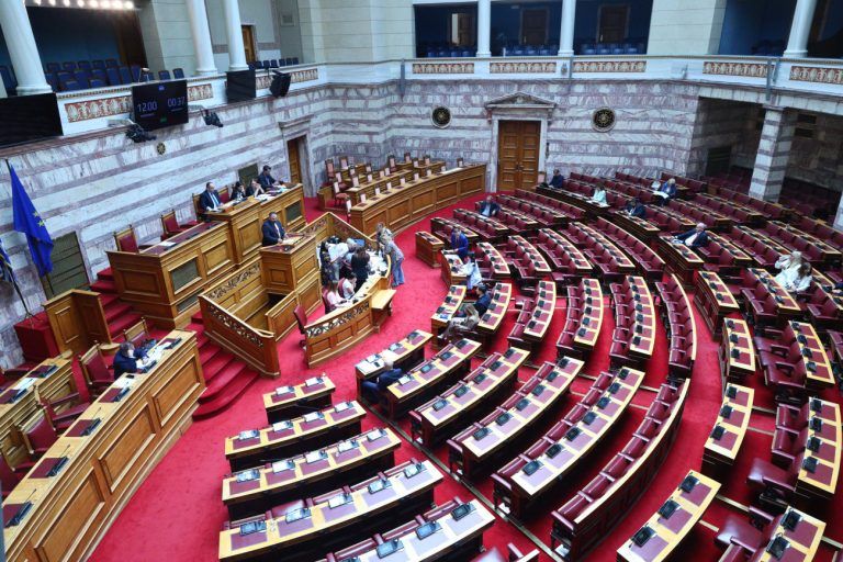 Κασσελάκης για προανακριτική: Να αποσύρει το ΠΑΣΟΚ την πρότασή του – Η αντιπολίτευση να διαλέξει μεριά