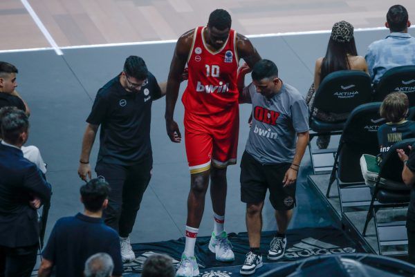 Ολυμπιακός: Στην Ισπανία για να χειρουργηθεί ο Μουσταφά Φαλ