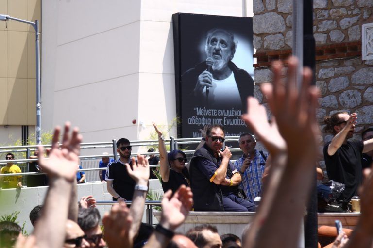 ΑΕΚ: Το τελευταίο σύνθημα στον Δημήτρη Χατζηχρήστο – «Μήτσο γεια σου ήρθαν τα παιδιά σου» (pics)