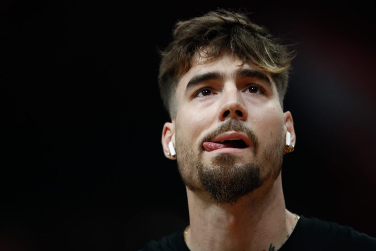 Με το μπλουζάκι του περσινού πρωταθλήματος στο ΣΕΦ ο Χουάντσο (pic)