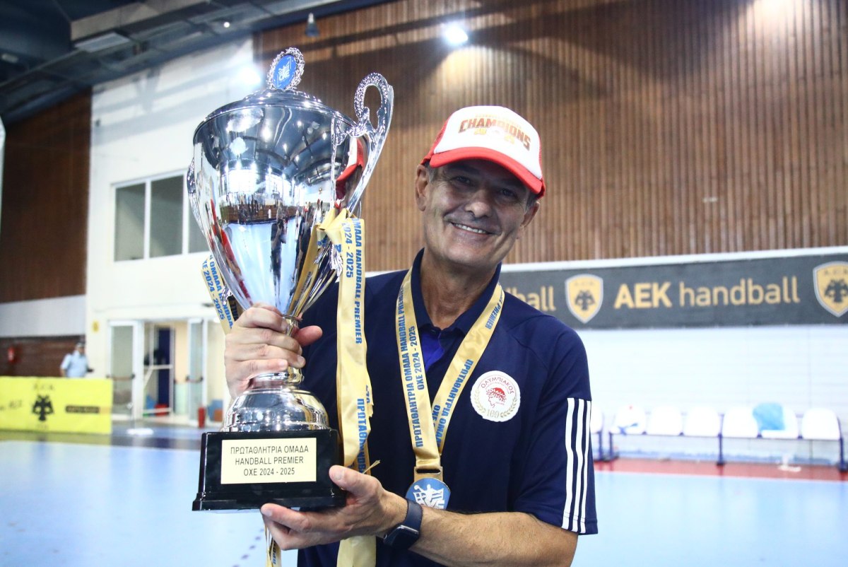 Επίσημο: Συνεχίζει στον Ολυμπιακό ο Τριλίνι