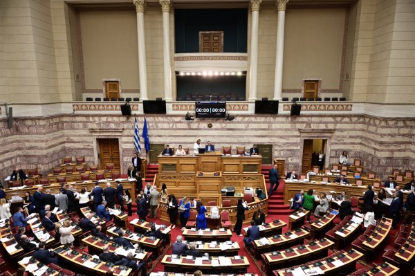 «Δικαιώθηκε η στάση μας στην προανακριτική», λέει η Νέα Αριστερά – «Διαδικασία πλυντήριο της κυβέρνησης»