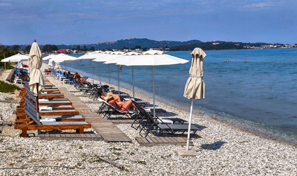 Έρευνα: Γιατί δεν χαλαρώνουμε στις διακοπές;