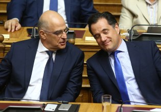 «Σημασία έχει ποιος το λέει» – Απαξιωτική απάντηση Δένδια σε Γεωργιάδη