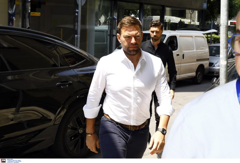 Κασσελάκης – ΟΠΕΚΕΠΕ: Ο Μητσοτάκης ψηφιοποίησε τις παλαιοκομματικές πρακτικές – Έκανε rebranding στο ρουσφέτι