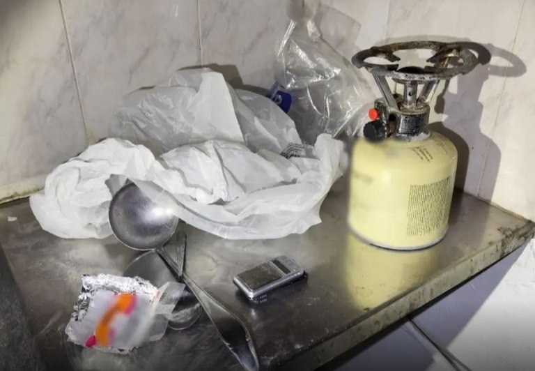 Εξαρθρώθηκε συμμορία που διακινούσε κοκαΐνη στην Αγία Βαρβάρα – 4 συλλήψεις