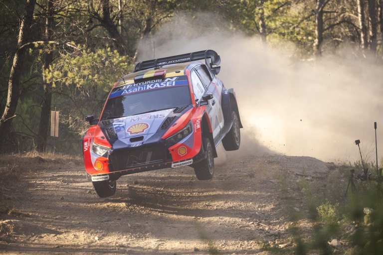 ΕΚΟ Ράλλυ Ακρόπολις 2025: Στην κορυφή της γενικής κατάταξης ο Ott Tanak την Παρασκευή 27 Ιουνίου