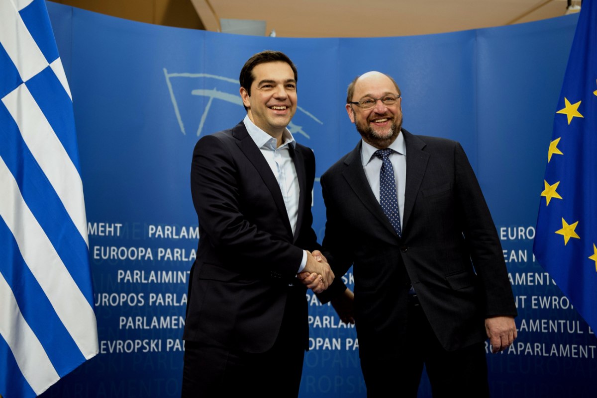 Αλέξης Τσίπρας: Εγκώμια και από τον Σουλτς – «Ο Κυριάκος Μητσοτάκης δρέπει τους καρπούς της σποράς του»