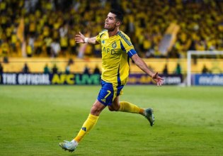 Όλα τα «φώτα» πάνω στον Κριστιάνο Ρονάλντο – Χαμός στα social media μετά την ανανέωση του CR7 με την Αλ Νασρ