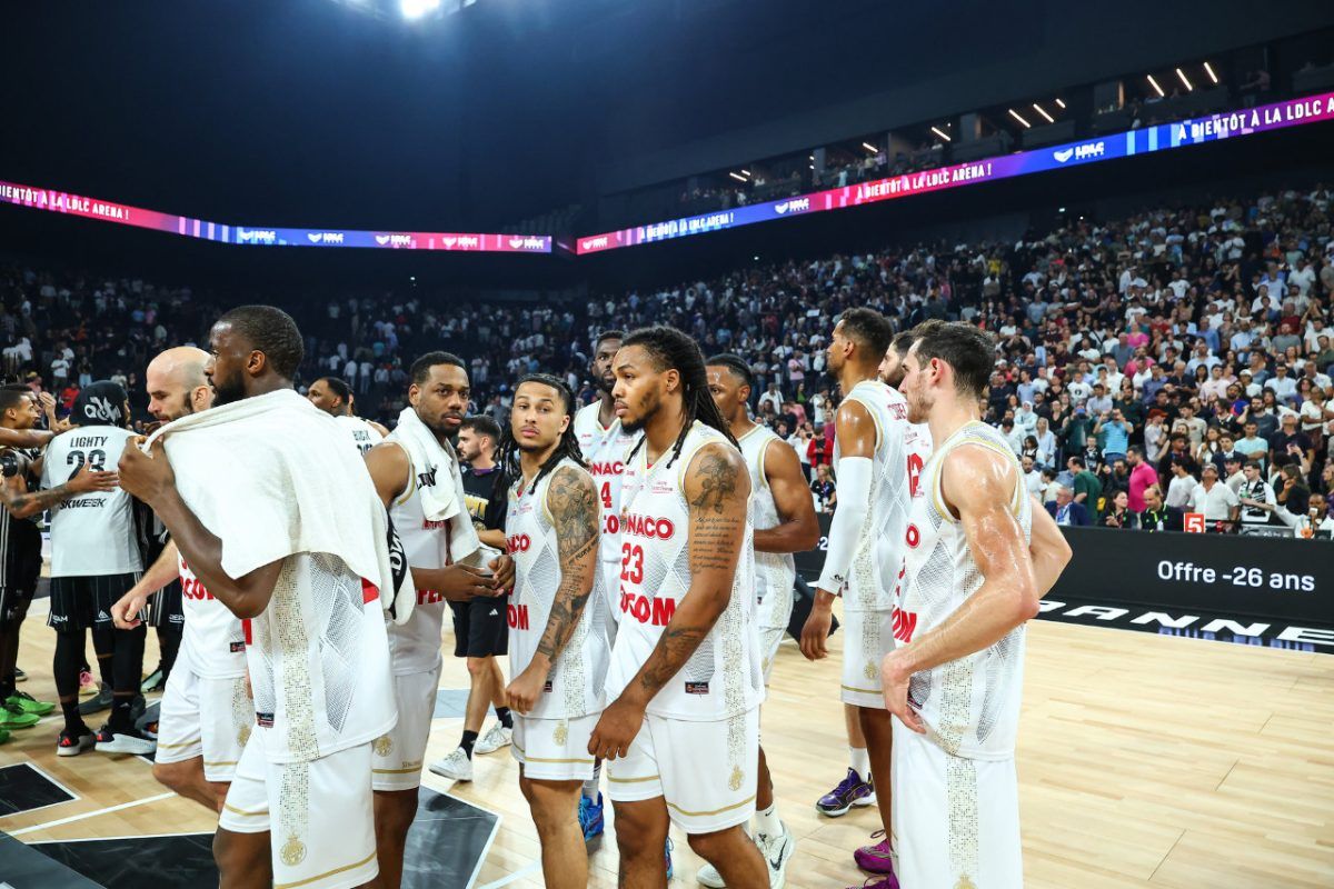 Χαμός στην Μονακό – Απλήρωτοι παίκτες και… απεργία (pic)