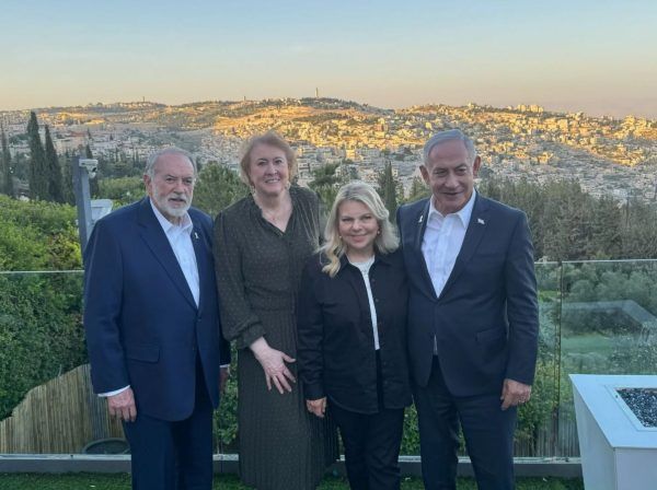 Ισραήλ: Συνάντηση υπερορθόδοξων με τον πρέσβη των ΗΠΑ για να μην ρίξουν την κυβέρνηση Νετανιάχου