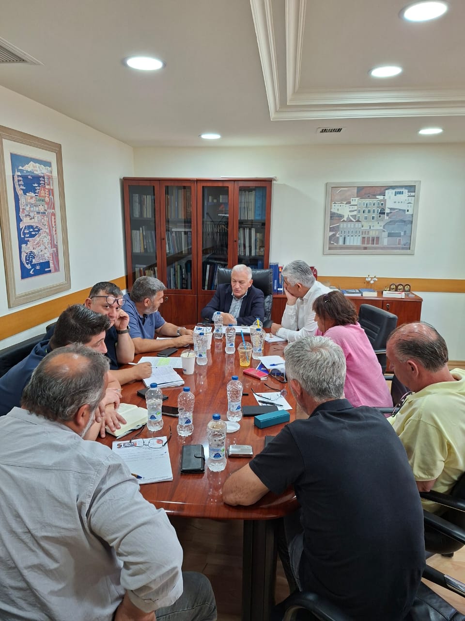 Στο επίκεντρο σύσκεψης τα θέματα των εργαζόμενων στους Δήμους