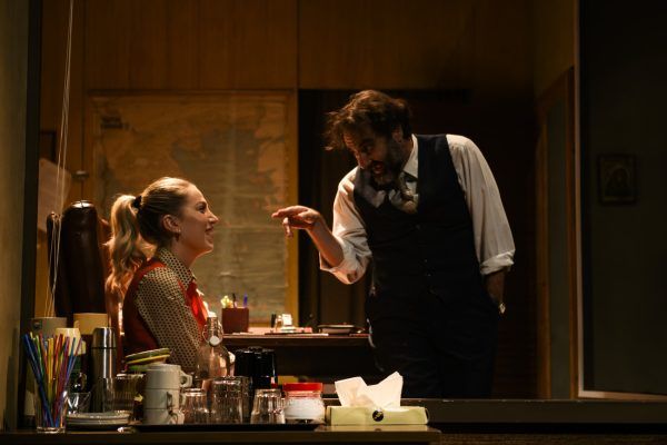 «Ανεξάρτητα Κράτη»: Ξεκίνησε η προπώληση για τις παραστάσεις του φθινοπώρου