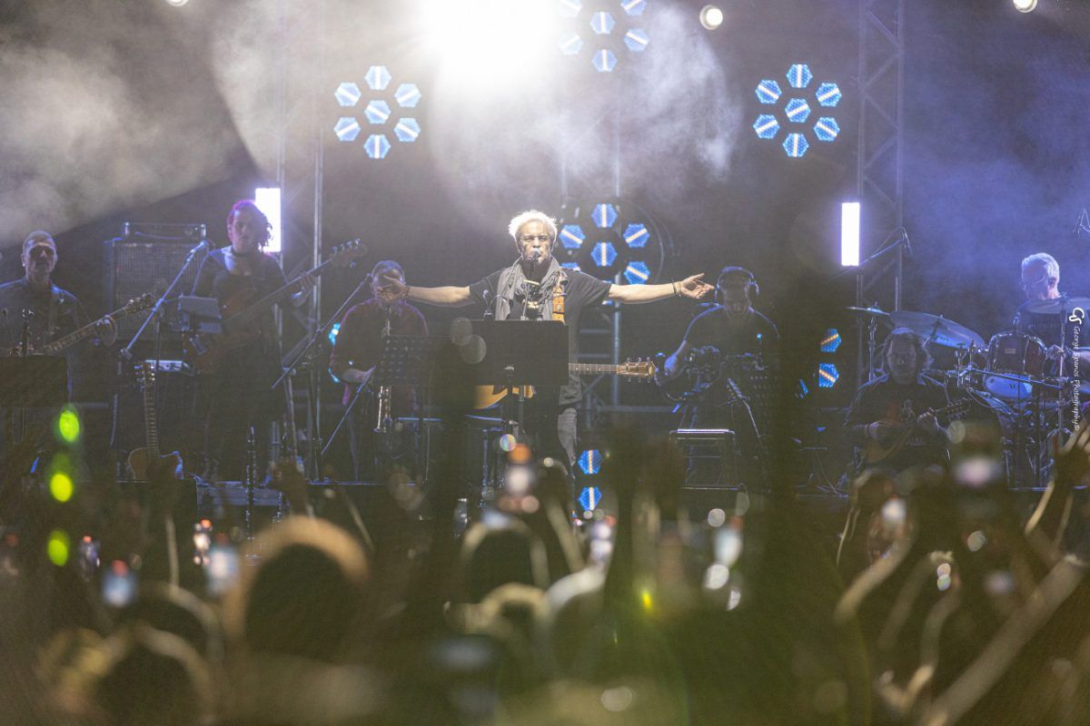 Μίλτος Πασχαλίδης: Μετά από τρεις sold out συναυλίες, η μεγάλη γιορτή συνεχίζεται στον Λυκαβηττό