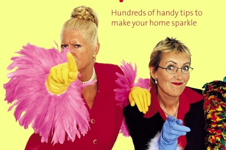 Κιμ Γούντμπερν: Η πρωταγωνίστρια του «How Clean Is Your House?» πέθανε σε ηλικία 83 ετών