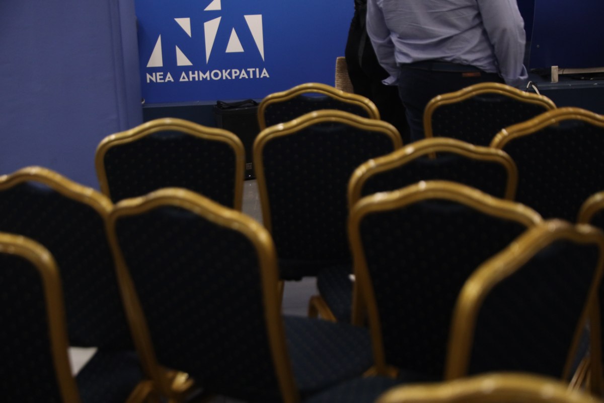 Τέμπη: Τριήμερο «φωτιά» για την κυβέρνηση εντός και εκτός των τειχών