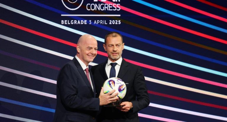 Αυτό ειναι το σήμα που θα φοράει για τέσσερα χρόνια στην φανέλα της, η κάτοχος του Παγκοσμίου Κυπέλλου Συλλόγων (pic)