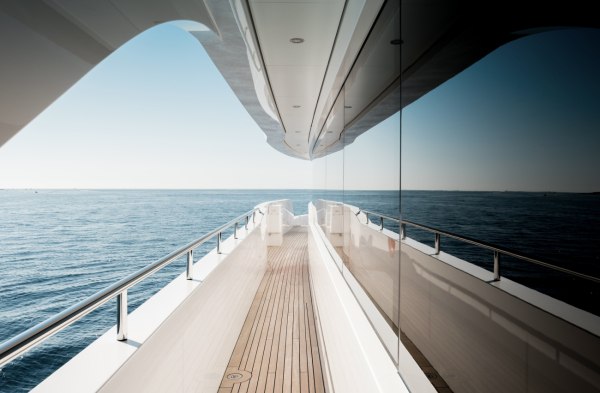 Νεο-ψυχροπολεμικές «ιστορίες για αγρίους»: Σούπερ γιοτ κατάσκοποι και ιστιοπλοϊκά drones επόπτες στην Ευρώπη