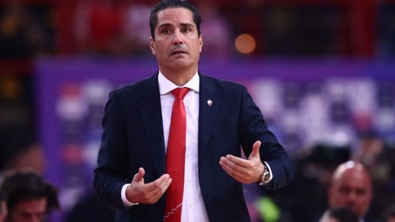 Πρόεδρος Ερυθρού Αστέρα: «Εμπιστευόμαστε και στηρίζουμε τον Σφαιρόπουλο»