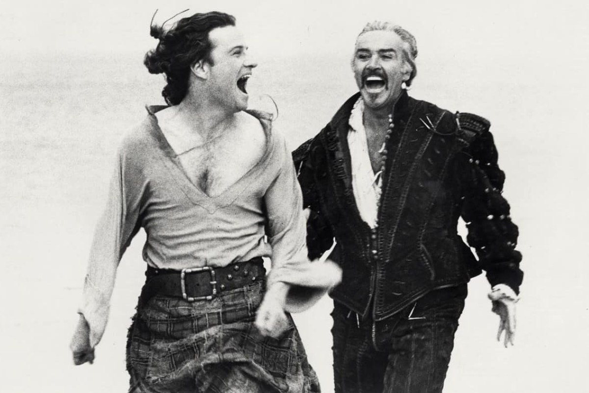 Highlander: Ράσελ Κρόου όπως Σον Κόνερι, Χένρι Κάβιλ όπως Κρίστοφερ Λαμπέρ στην επιστροφή του απέθαντου ήρωα