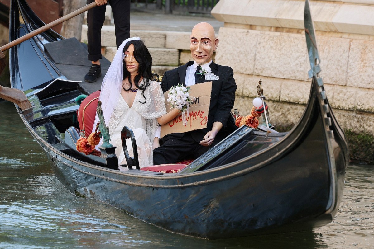 Γάμος Τζεφ Μπέζος: Νύφη-λαμπατέρ, σωσίας, βιτριόλι και η μεγάλη κοινωνιοπάθεια στη Βενετία που βουλιάζει