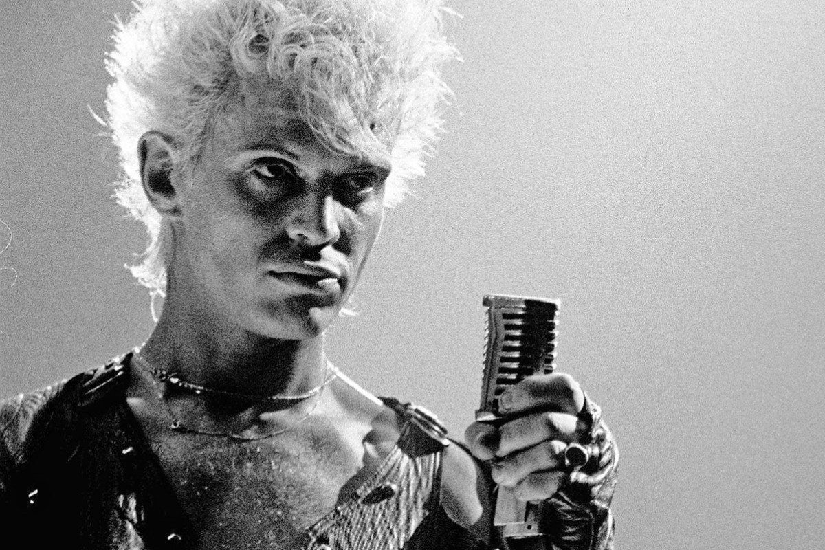 Ο Μπίλι Άιντολ θα έπρεπε να είναι νεκρός: Ηρωίνη, κρακ, ατύχημα και Rebel Yell ζωή του πανκ ροκ ειδώλου