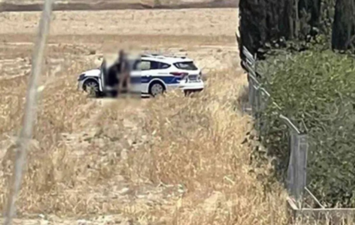 Σάλος στην Κύπρο με βίντεο όπου αστυνομικοί συνευρίσκονται ερωτικά σε περιπολικό