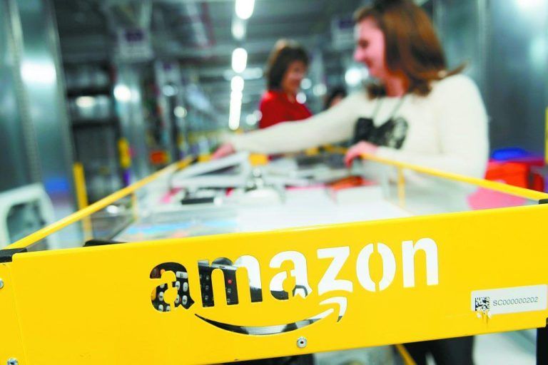 Στο στόχαστρο των γερμανικών αρχών η Amazon – Τι συμβαίνει με τις τιμές