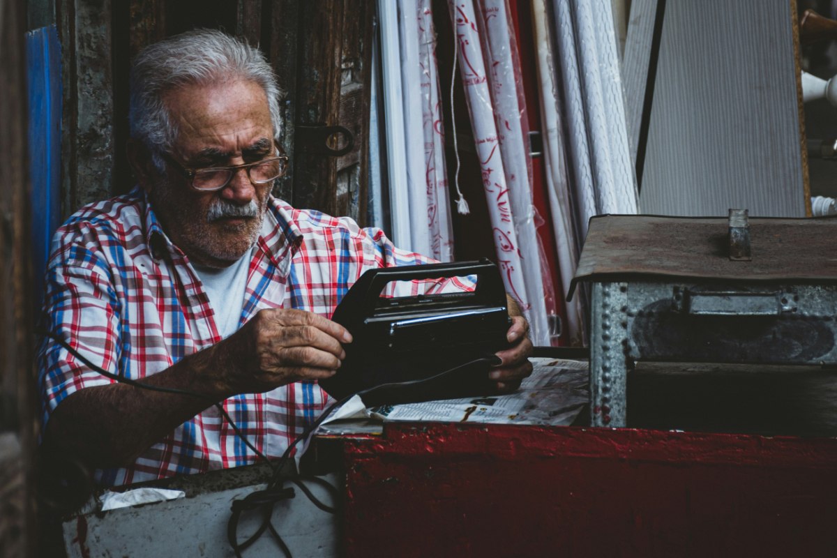 Σε ποιες χώρες της ΕΕ συνεχίζουν οι συνταξιούχοι να εργάζονται περισσότερο