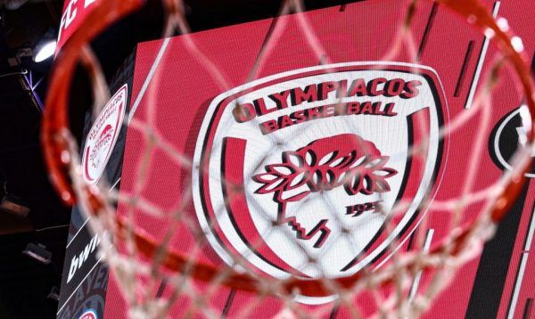 ΚΑΕ Ολυμπιακός: «Αναρωτιόμαστε, τα έχει δει αυτά η Πολιτεία και οι αρμόδιες Αρχές;» (vid)