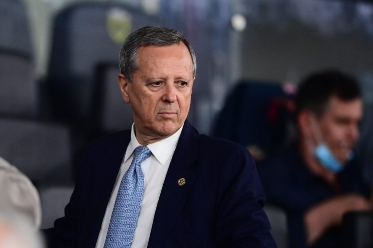 Μπαλτάκος σε ΕΟΚ: «Θα ενημερωθείτε εάν, όταν, όπως και από αυτούς που πρέπει»