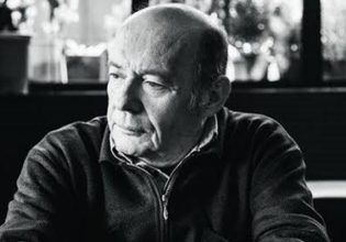 Ο Βασίλης Παπαβασιλείου υπήρξε Δάσκαλος – «Βιώνουμε όλοι μας μια γελοιοκρατία»